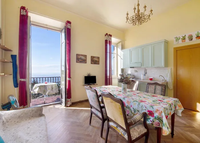 App Mughetto In Marchello * Brunate